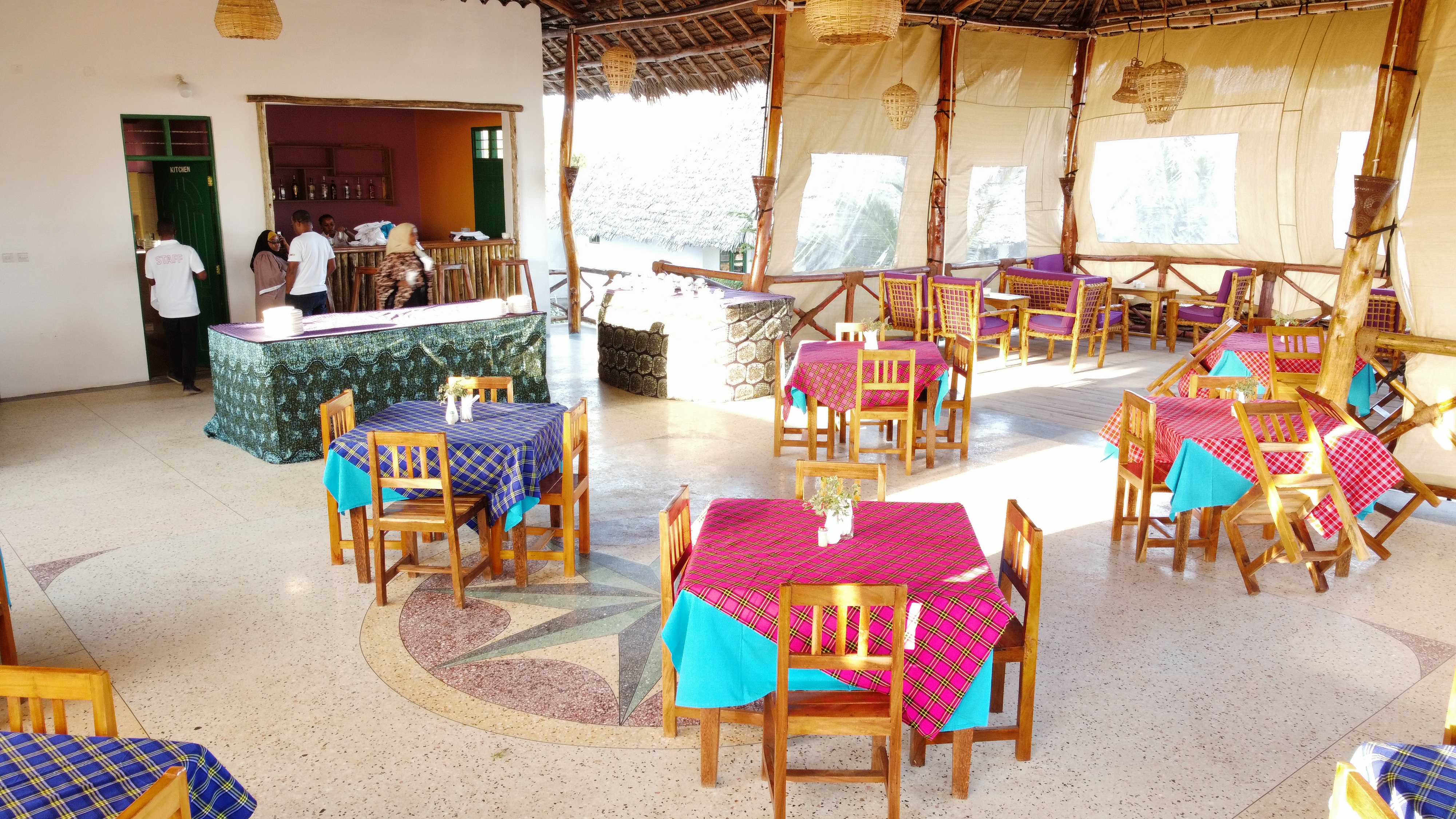 Tropical Surroundings - Jabali Bungalows Lodge in Paje, Zanzibar