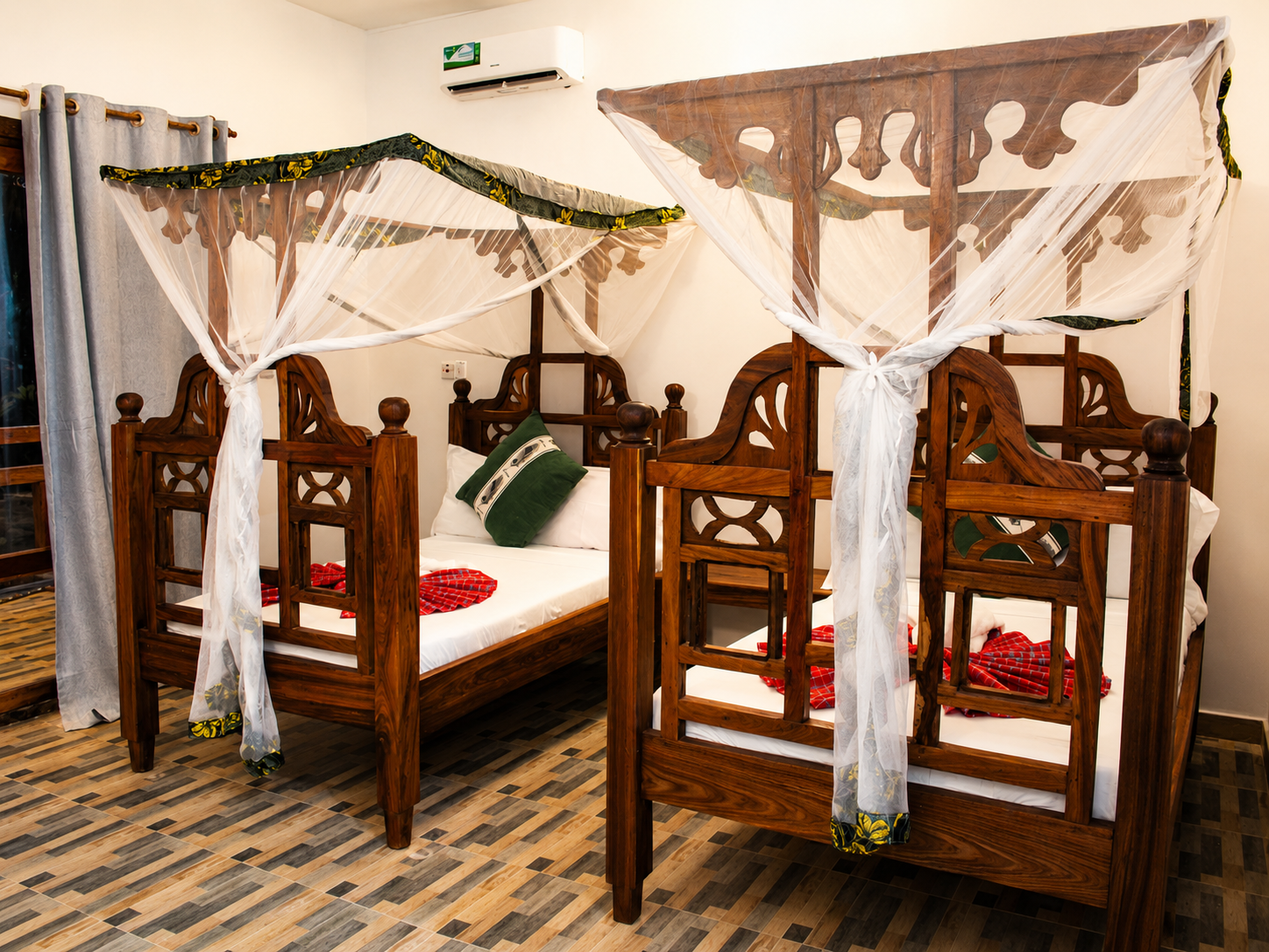 Standard Twin Room - Garden View